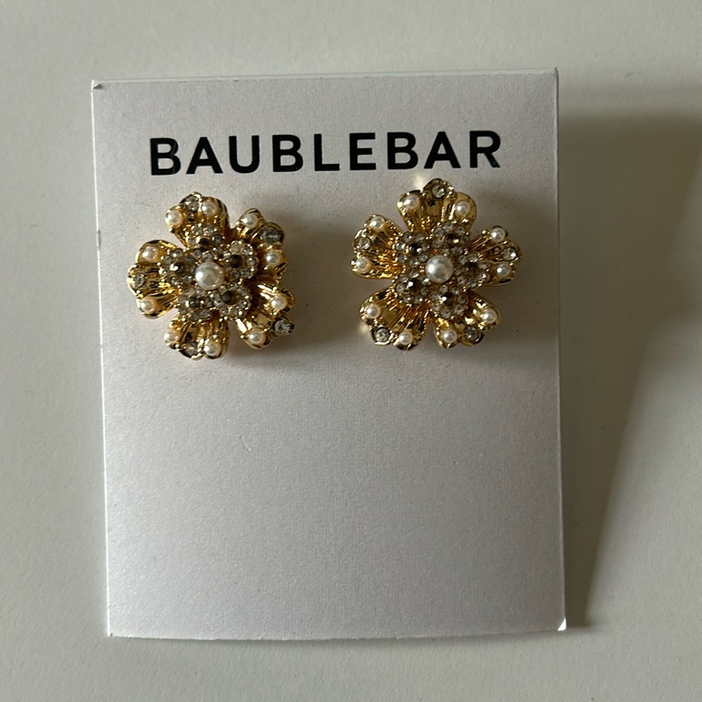 Brand New Bauble bar earrings